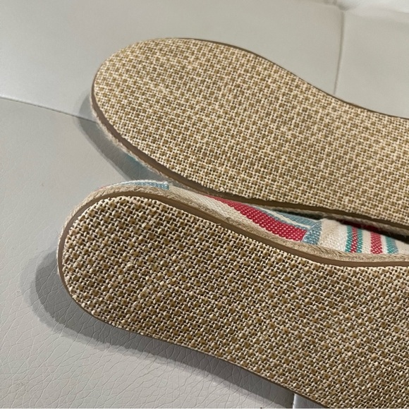 NWOT Toms Alpargata stripe shoes size 7 - Picture 7 of 9